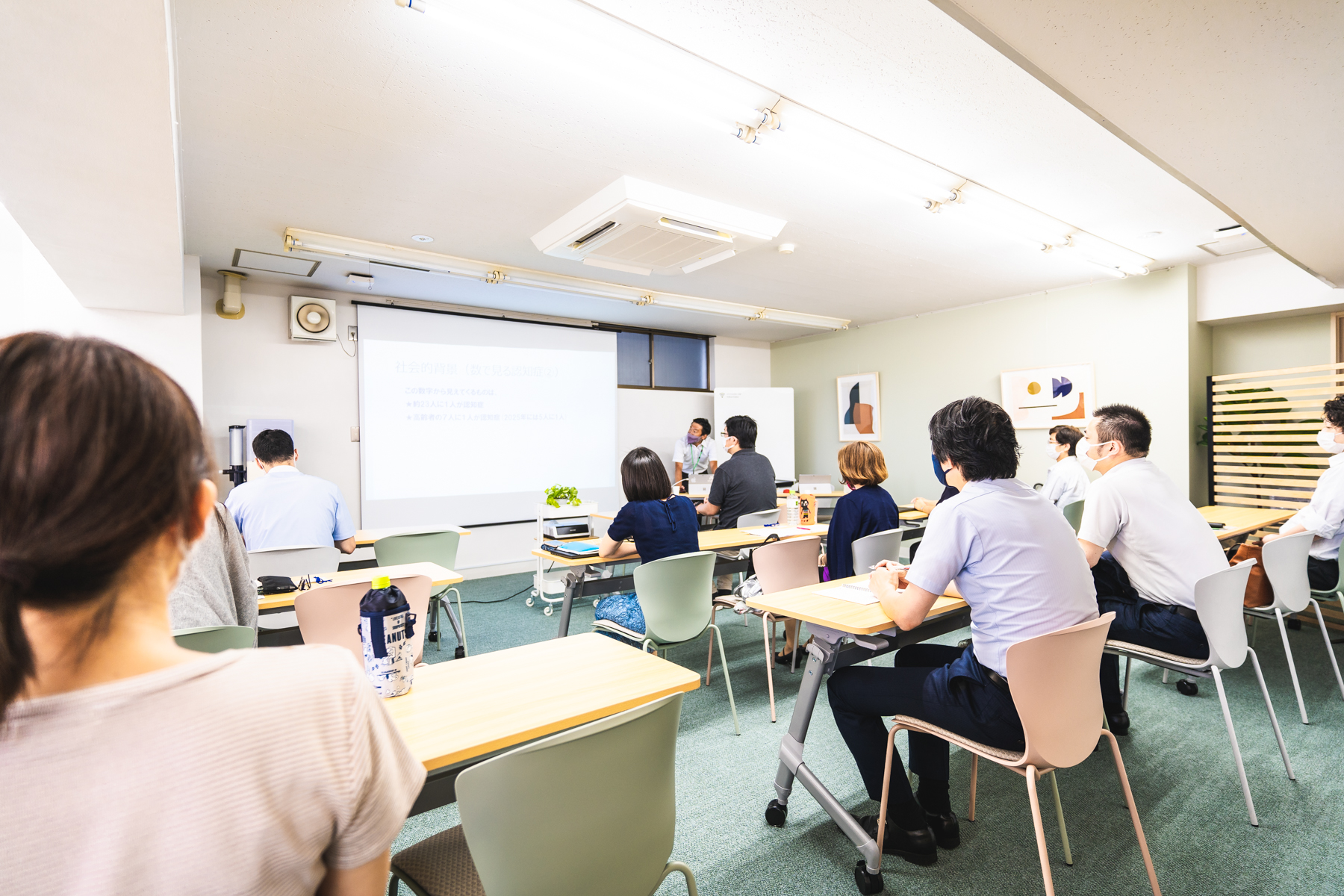 発展途上の介護業界を耕していく<br> 新宿の小さな研究所 研修ラボで起こっていること。