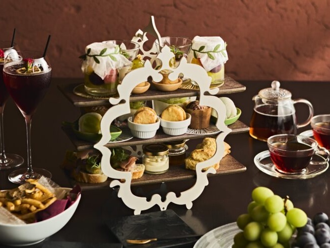 宿泊業界向け情報誌「国際ホテル旅館」に「ホテル＆レジデンス六本木」「Bar ＆ Restaurant COCONOMA」が掲載されました。