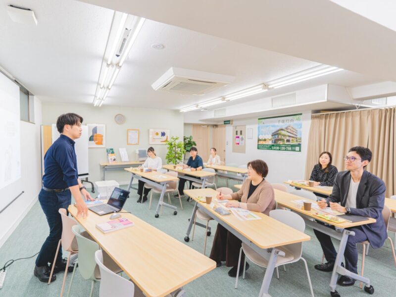 介護の未来を拓く！資格が取得できる「ひばりの学校」3年目へ　～応援割引キャンペーン実施～