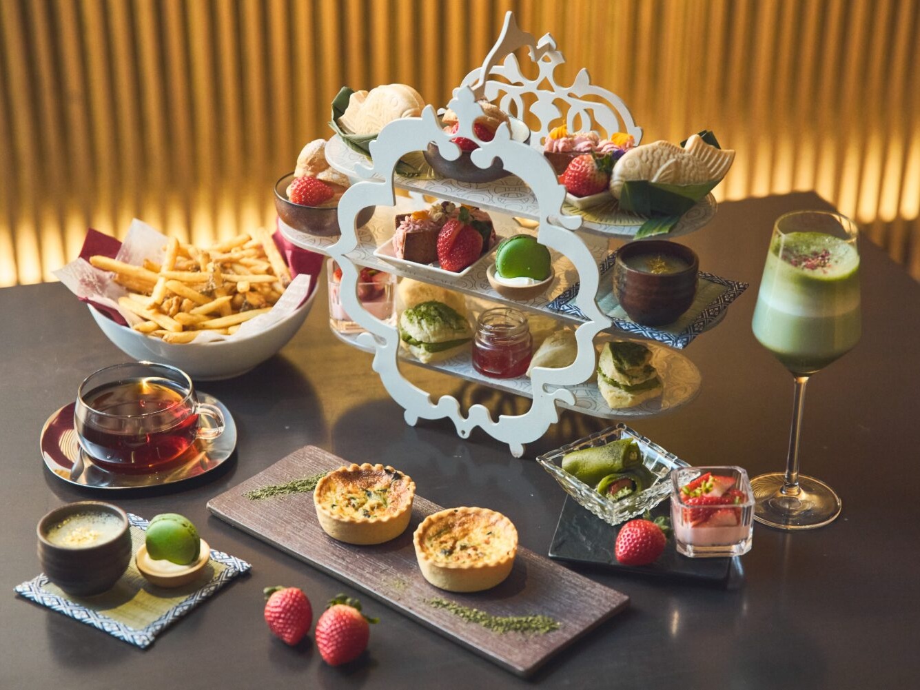 期間限定「Strawberry×Matcha Jewel Afternoon Tea」 ホテル