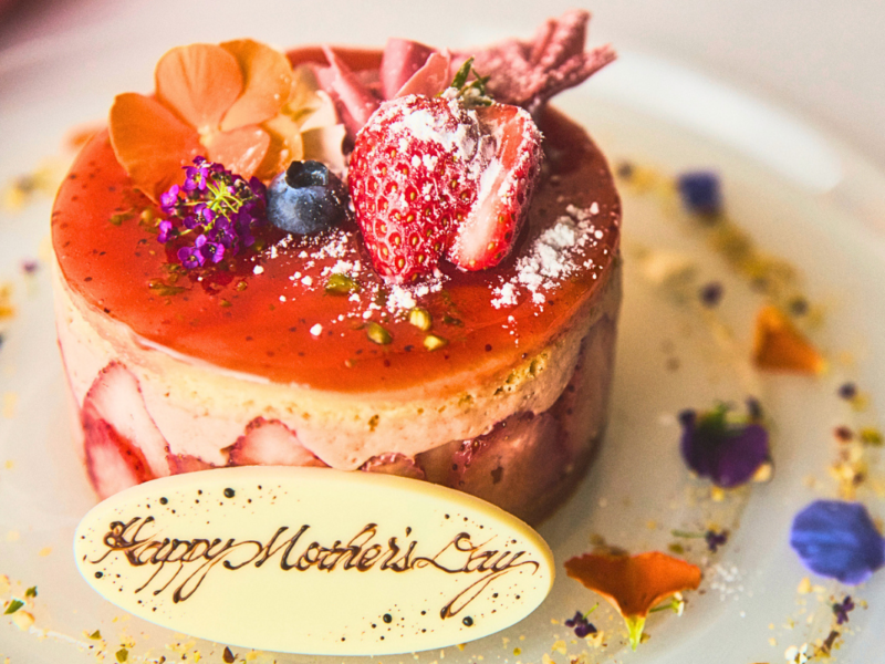 【母の日プラン限定】花束のような特別なケーキ「フレジエ アン フルール」を提供｜ホテル&レジデンス六本木